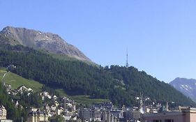 Direkt am See - Aussicht - Balkon - TG-Stellplatz